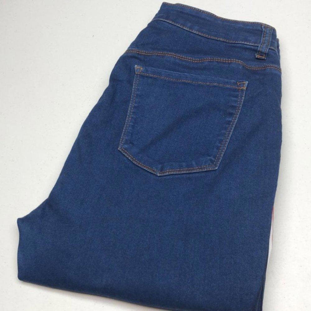 LIKE NEW WAX JEANS SPORTS  14/32x26 RED WHITE AND BLUE STRIPE 🇺🇸